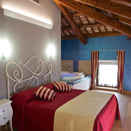 Villa Butussi - L'Ospitalita Del Vino Corno di Rosazzo Pokój zdjęcie