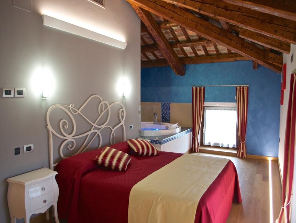 Villa Butussi - L'Ospitalita Del Vino Corno di Rosazzo Pokój zdjęcie